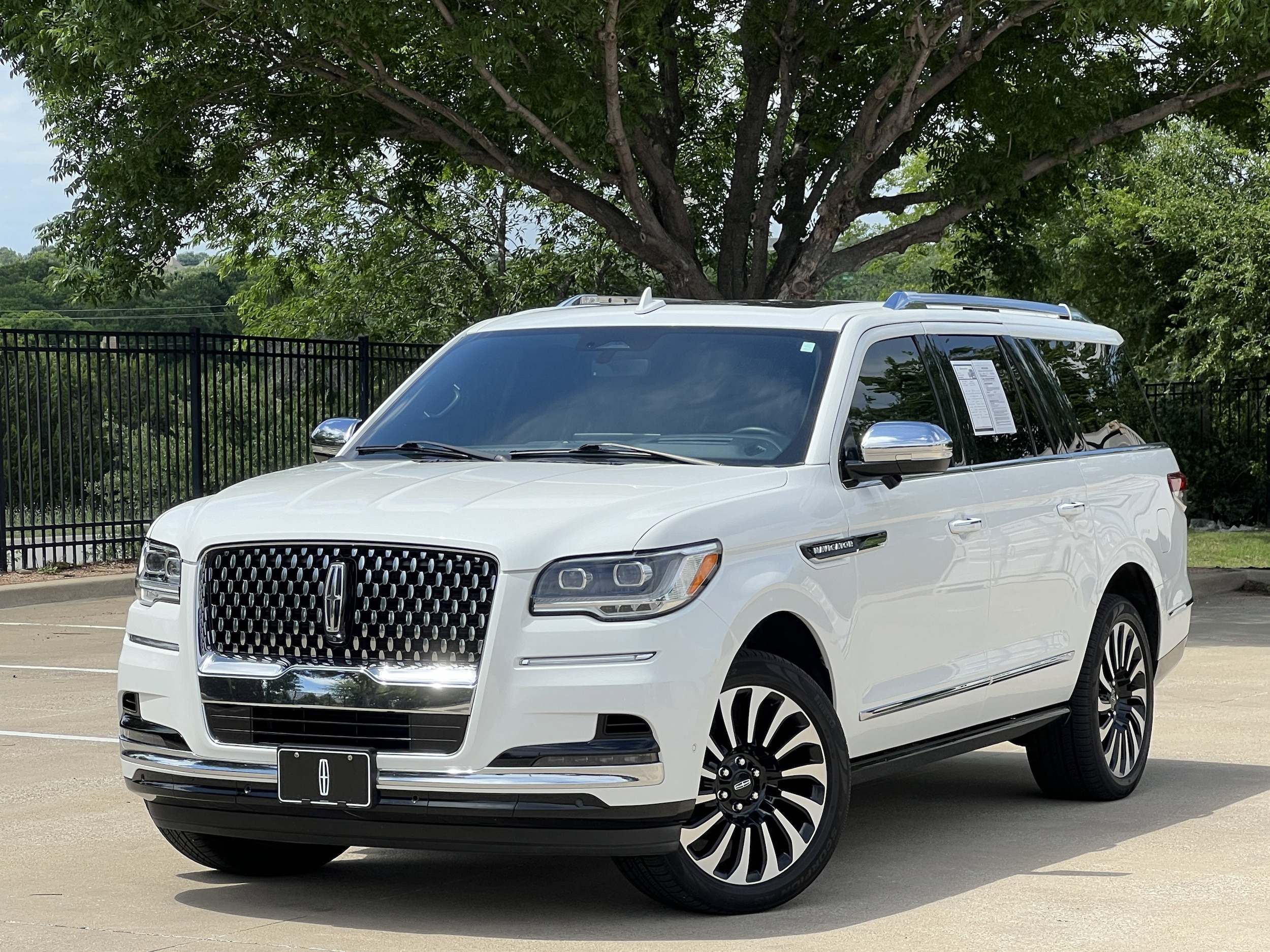 2024 Lincoln Navigator Black Label L 4WD's photo
