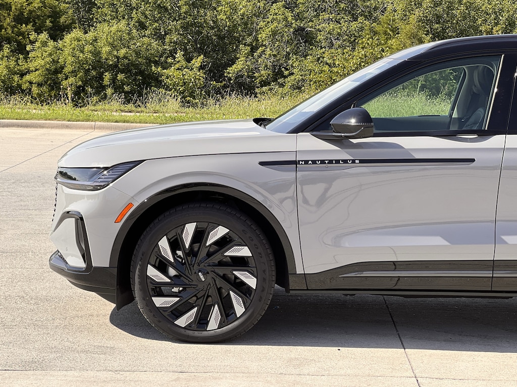New 2026 Lincoln Nautilus Reserve SUV