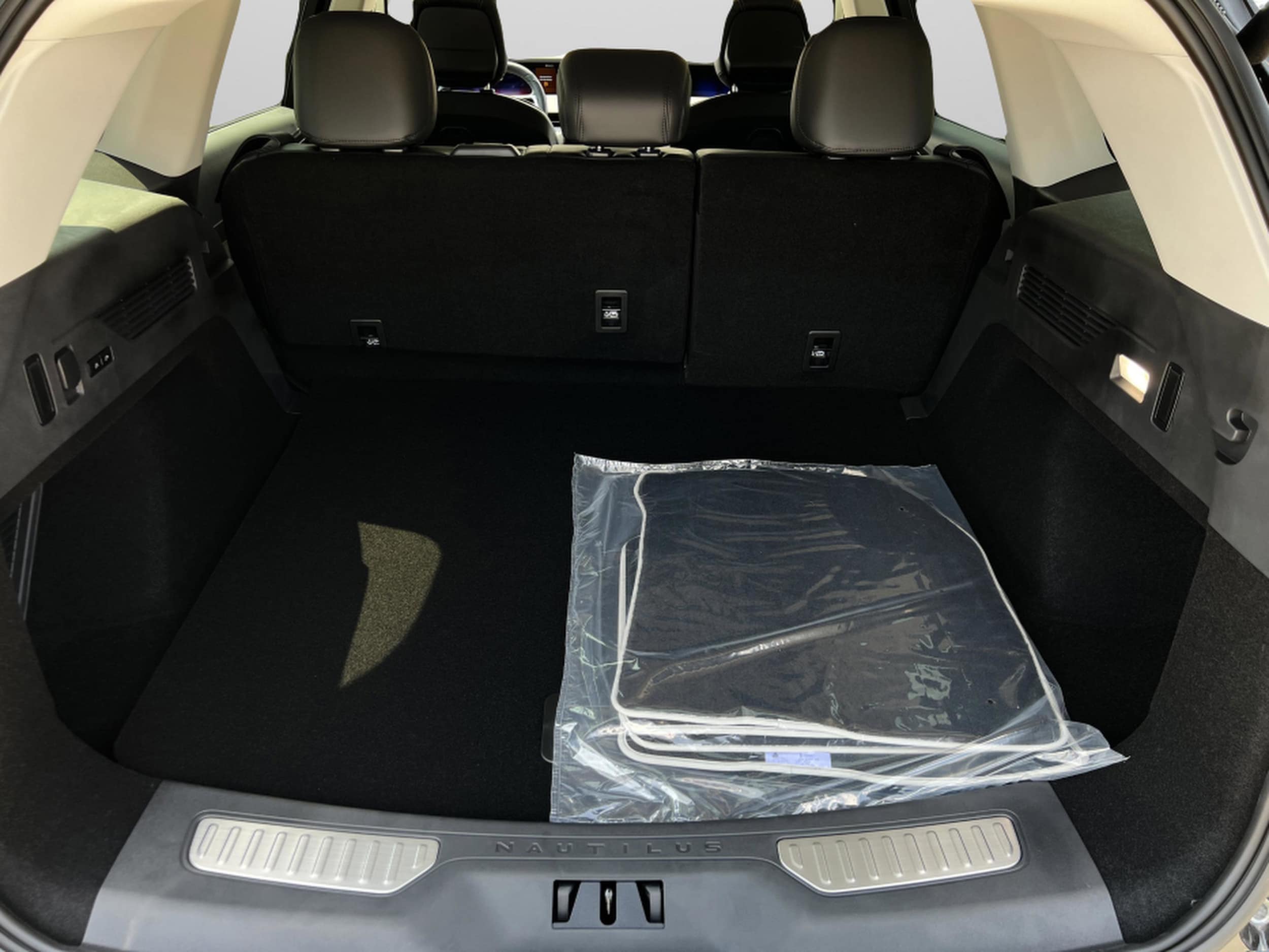 2025 Lincoln Nautilus Premiere - Photo 29