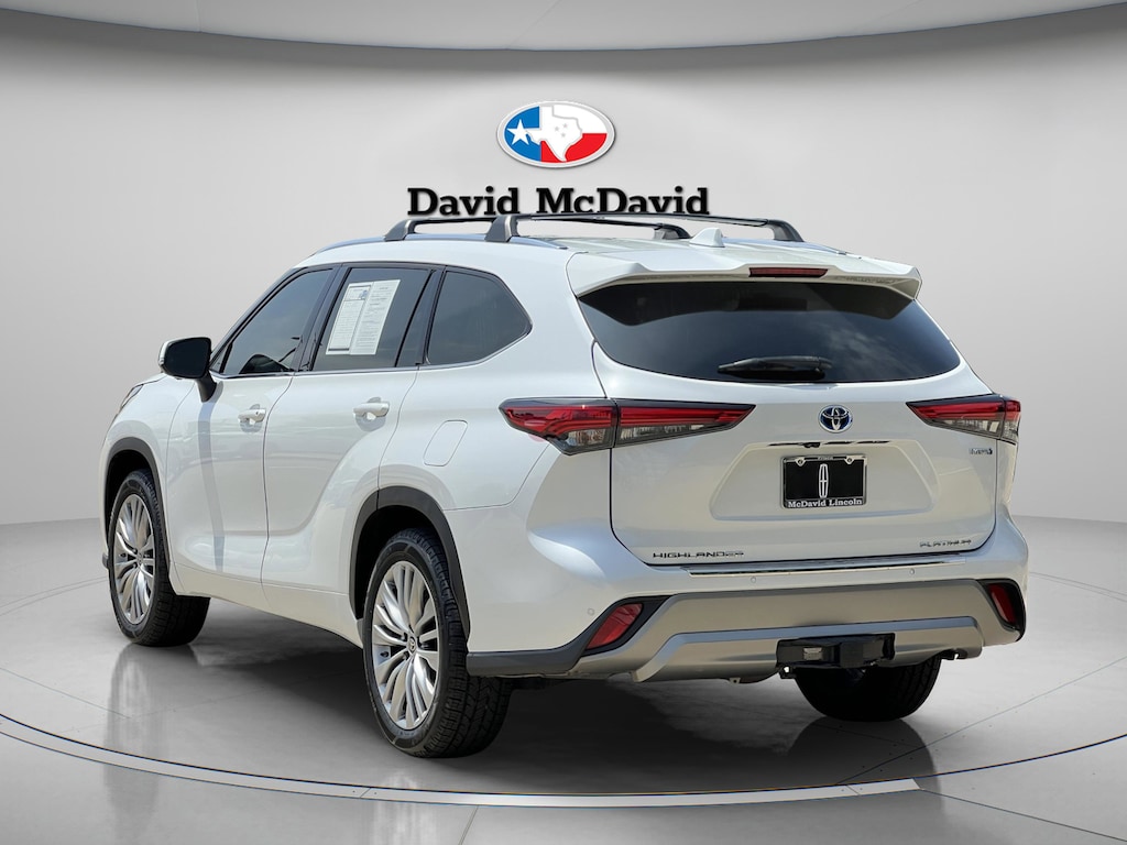 Used 2023 Toyota Highlander Hybrid Platinum SUV
