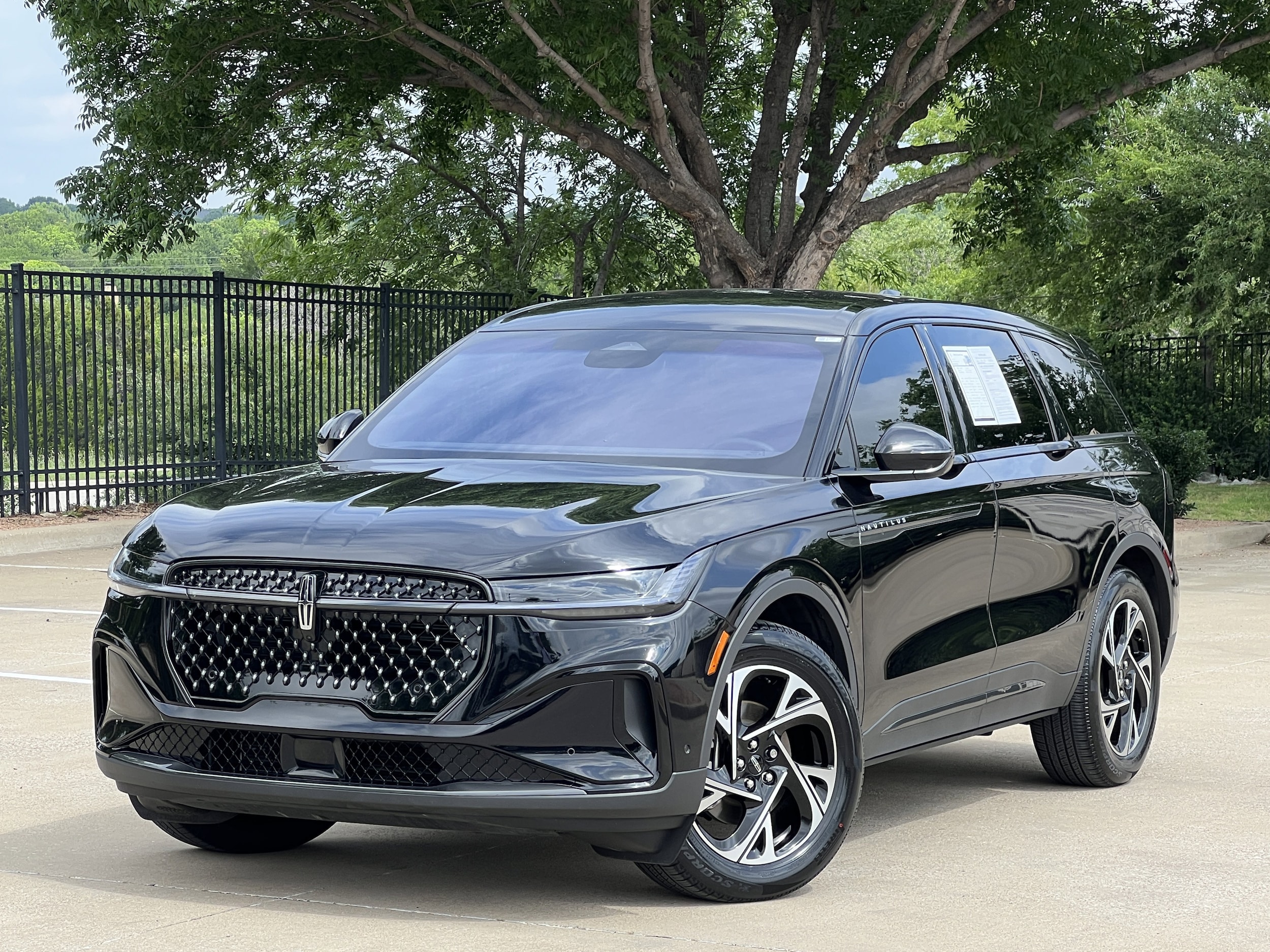 2024 Lincoln Nautilus Premiere AWD's photo
