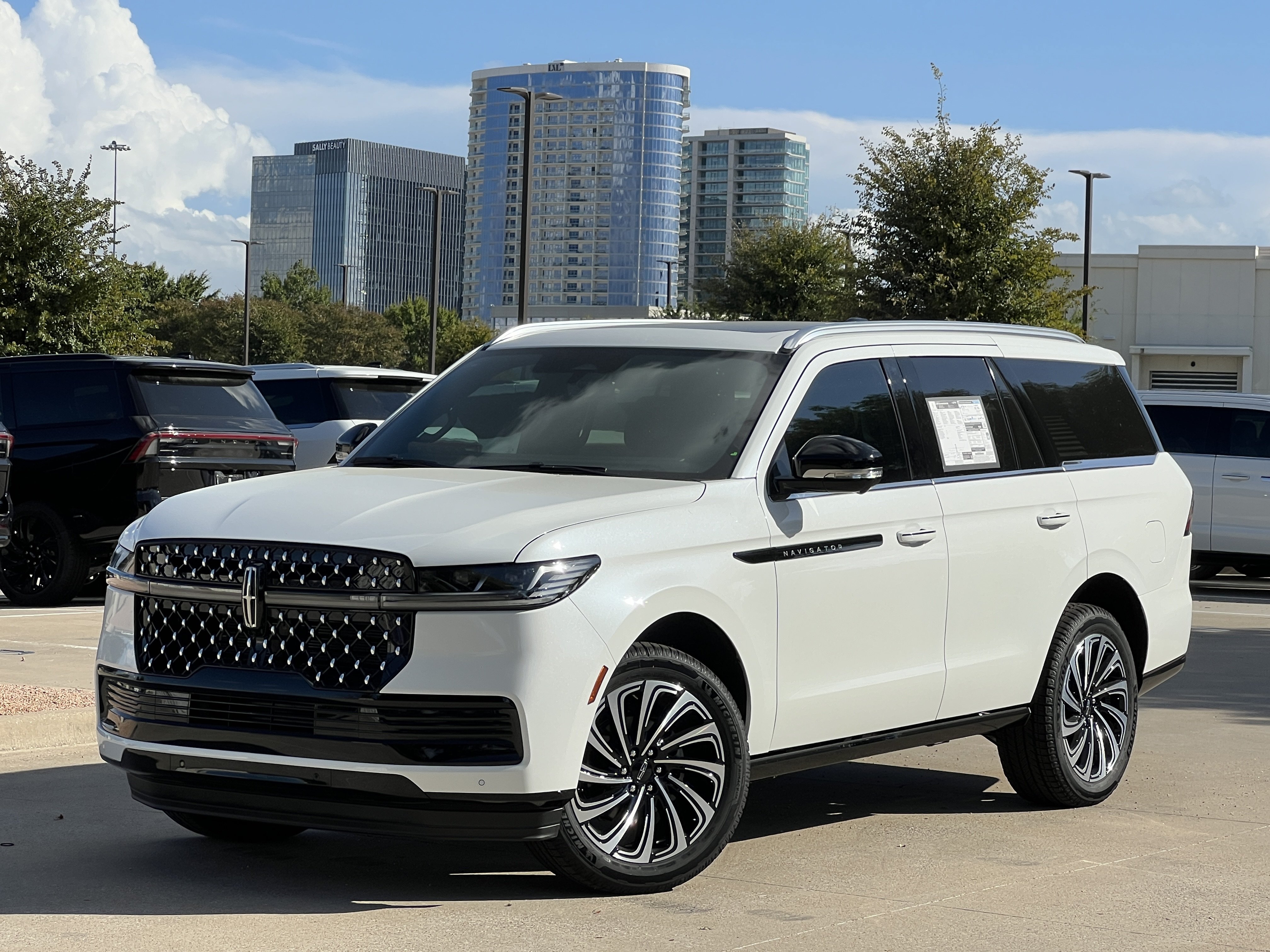 2027 Lincoln Navigator