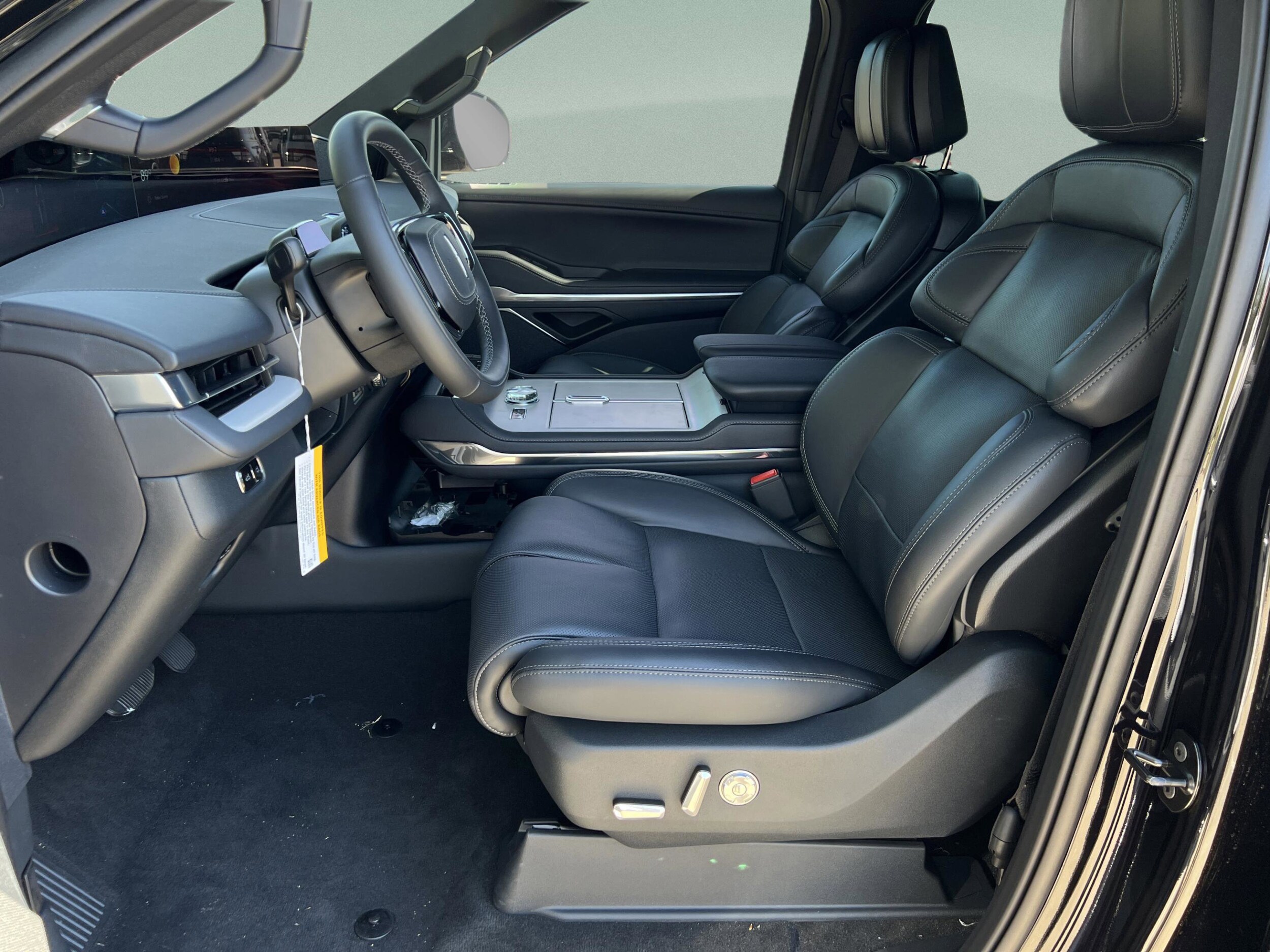 2025 Lincoln Navigator Reserve L - Photo 17