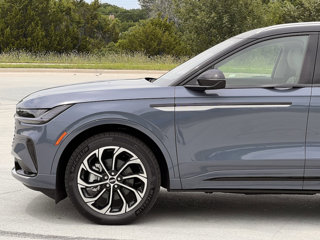 New 2026 Lincoln Nautilus Reserve SUV