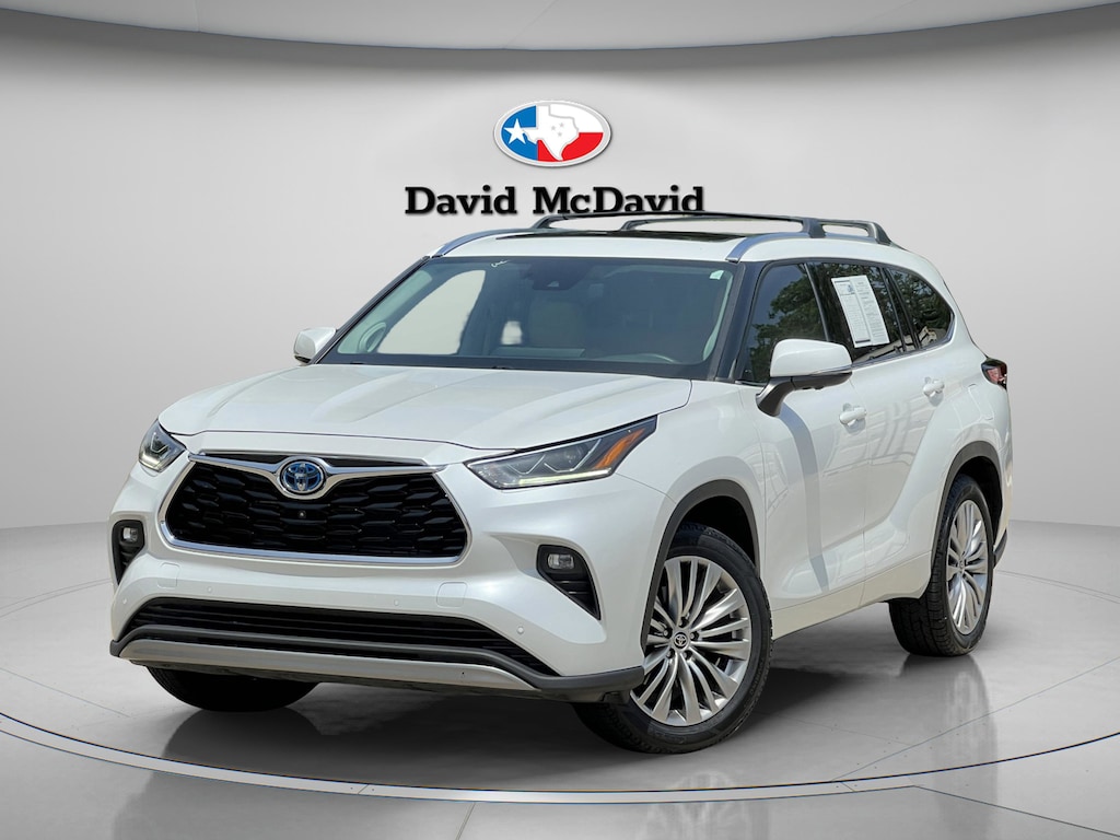 Used 2023 Toyota Highlander Hybrid Platinum SUV