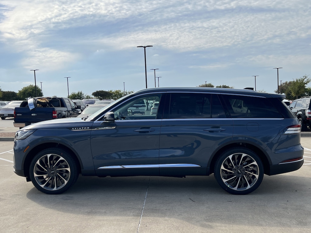 New 2025 Lincoln Aviator Reserve SUV