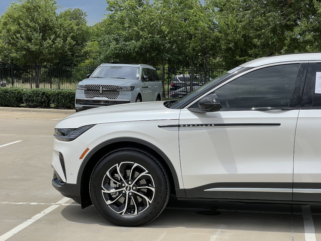 Certified 2024 Lincoln Nautilus Premiere SUV
