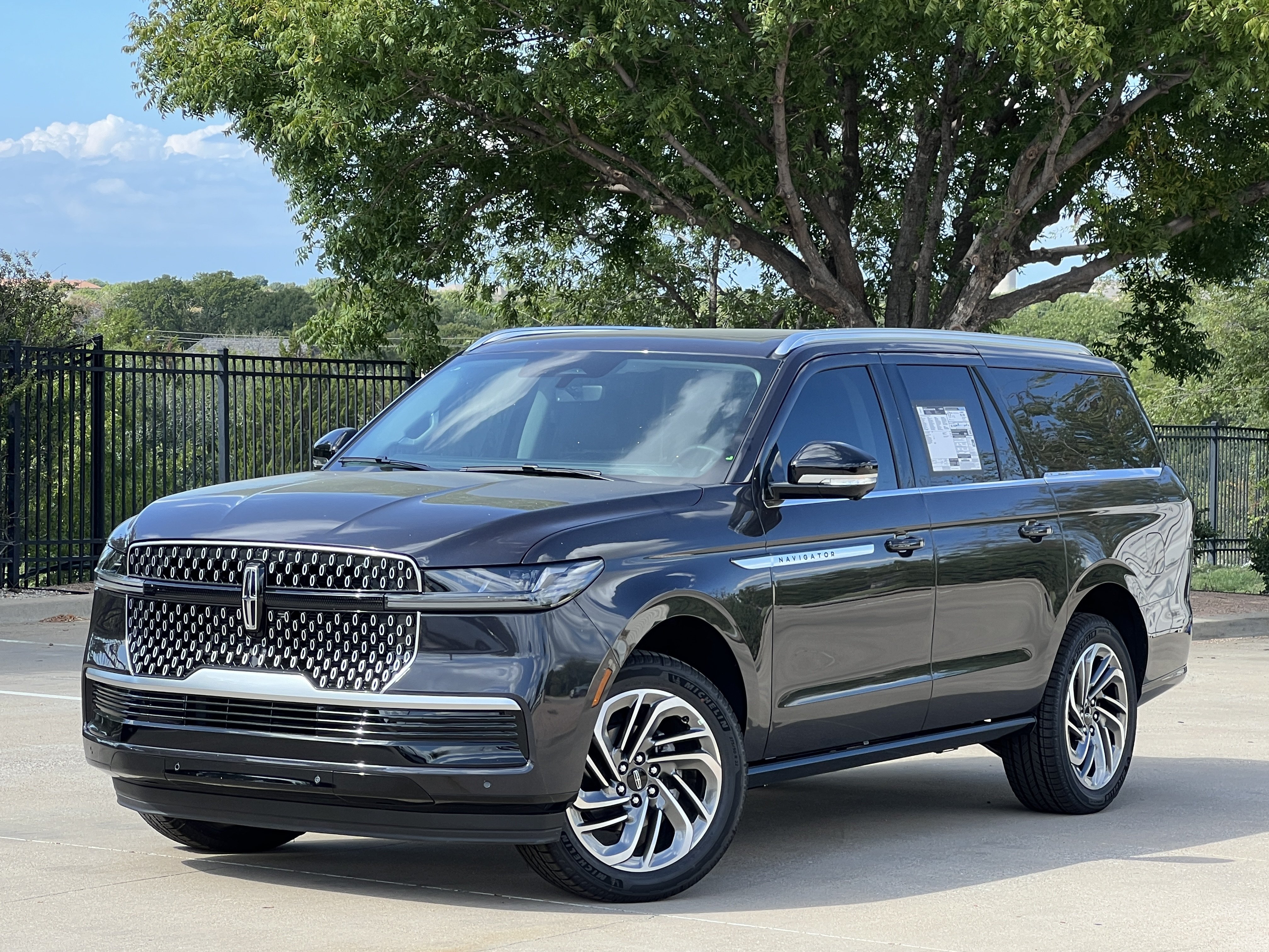 New 2027 Lincoln Navigator L Reserve SUV