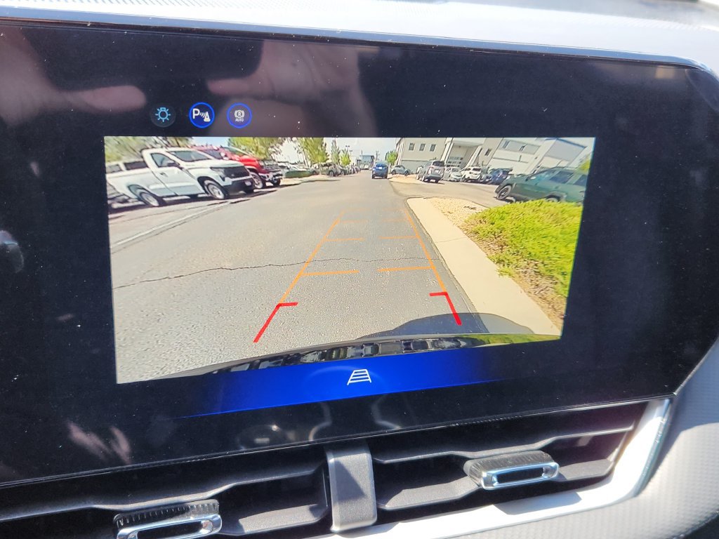 2027 Chevrolet Equinox LT - Photo 16