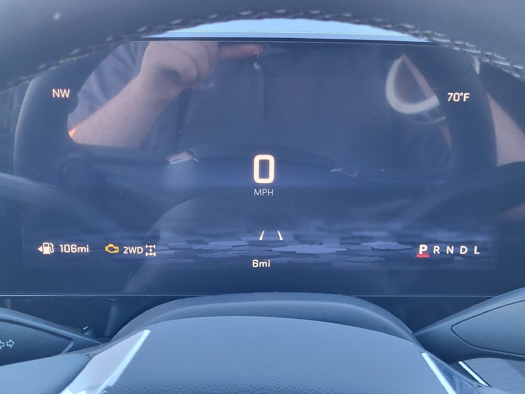 2027 Chevrolet Suburban LS - Photo 20