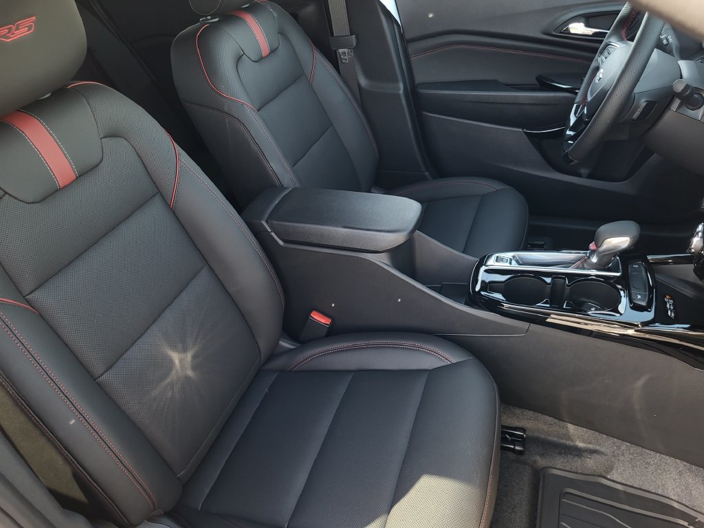 2026 Chevrolet Trax RS - Photo 17