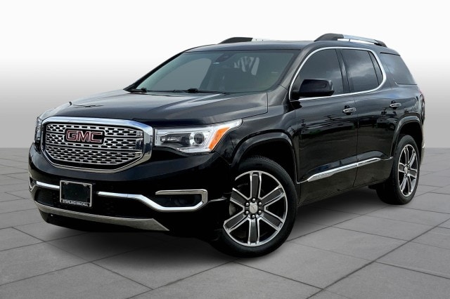 2018 GMC Acadia Denali's photo