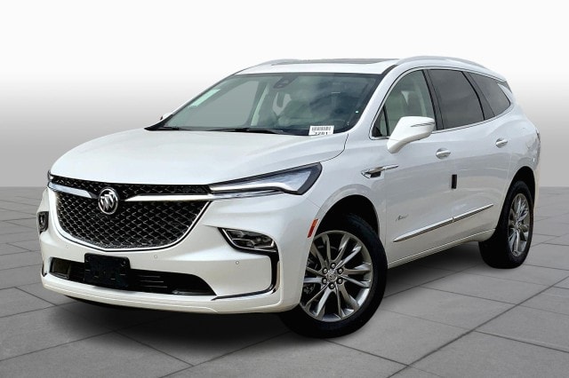 2023 Buick Enclave Avenir's photo