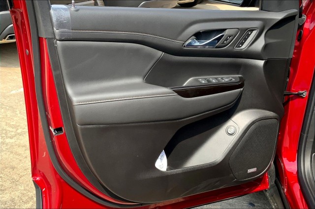 2023 GMC Acadia AT4 - Photo 10