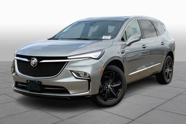 2023 Buick Enclave Essence's photo