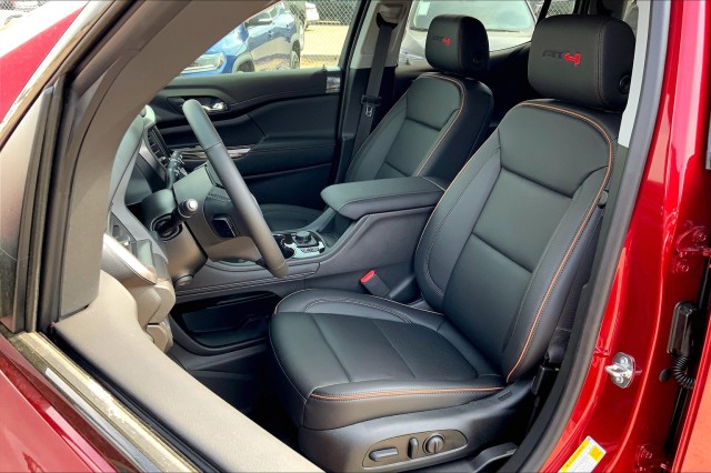 2023 GMC Acadia AT4 - Photo 9