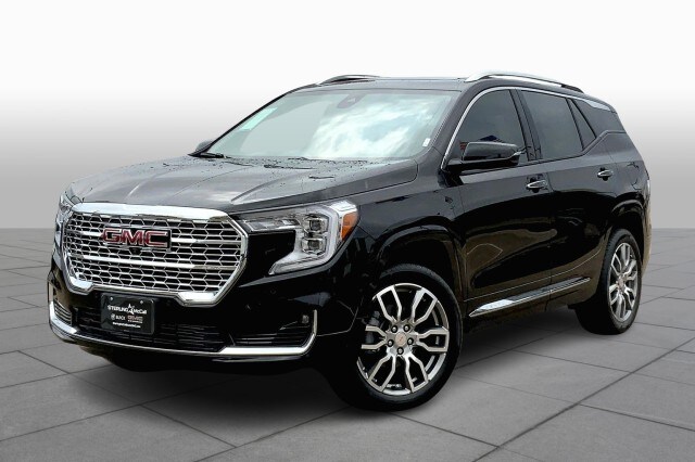2023 GMC Terrain Denali's photo