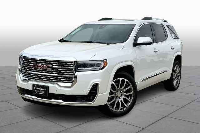 2023 GMC Acadia Denali's photo