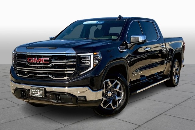 2022 GMC Sierra 1500 SLT's photo