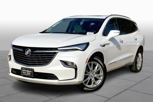 2023 Buick Enclave Premium's photo