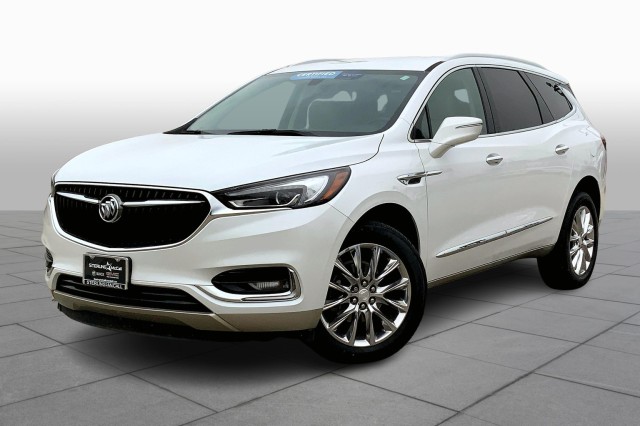 2020 Buick Enclave Essence's photo