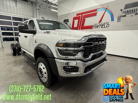 2026 Ram 5500 Chassis Cab TRADESMAN  CREW  4X4 60' CA Pickup