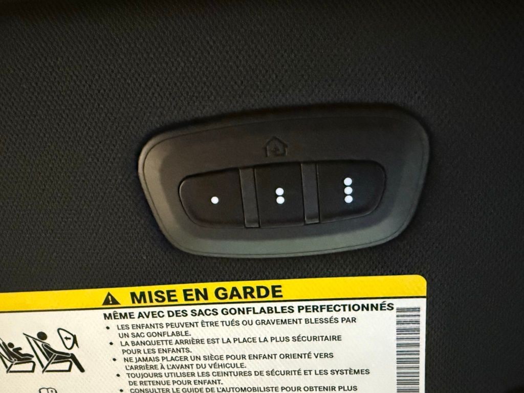 2026 Chrysler Pacifica Limited - Photo 23
