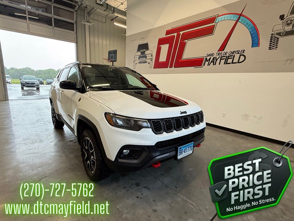 2025 Jeep Compass Trailhawk 4X4's photo