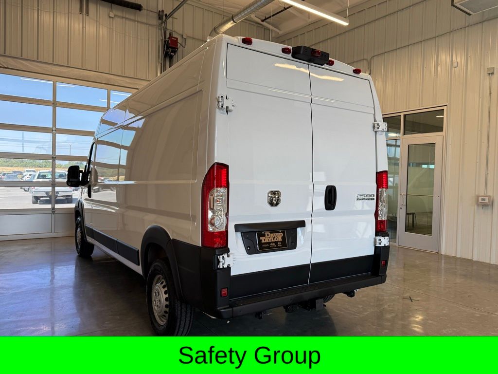 2025 Ram ProMaster 2500 photo 2