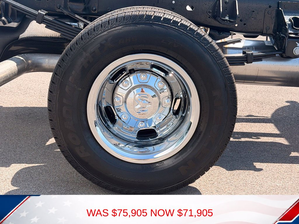 New 2027 Ram 3500 CREW CAB CHASSIS 4X4 Pickup