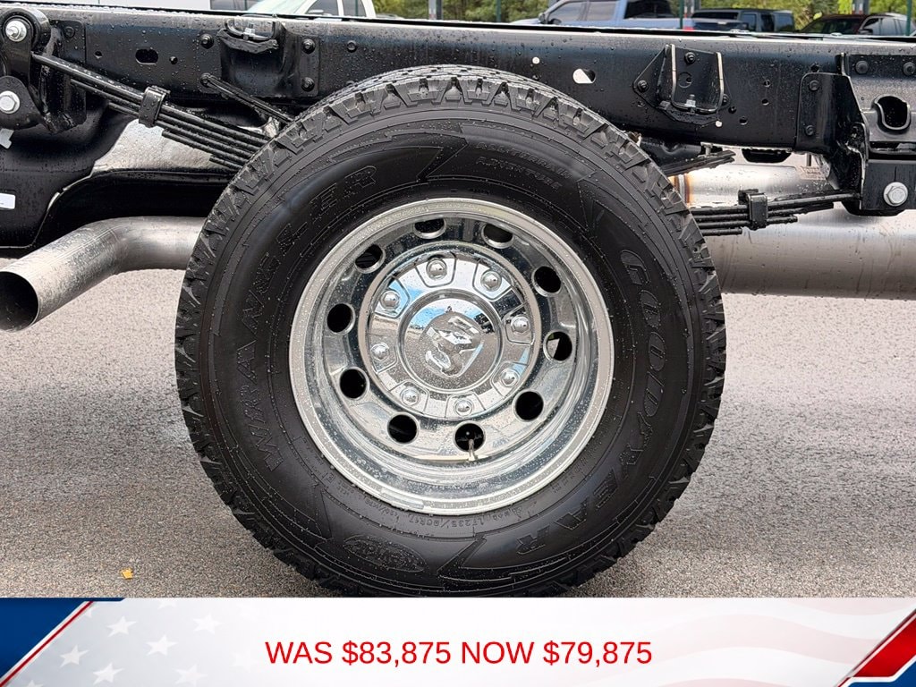 New 2027 Ram 3500 CREW CAB CHASSIS 4X4 Pickup