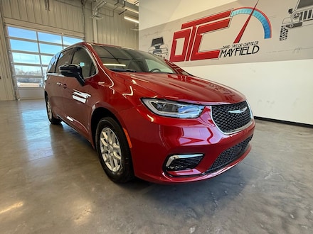 2026 Chrysler Pacifica SELECT Passenger Van
