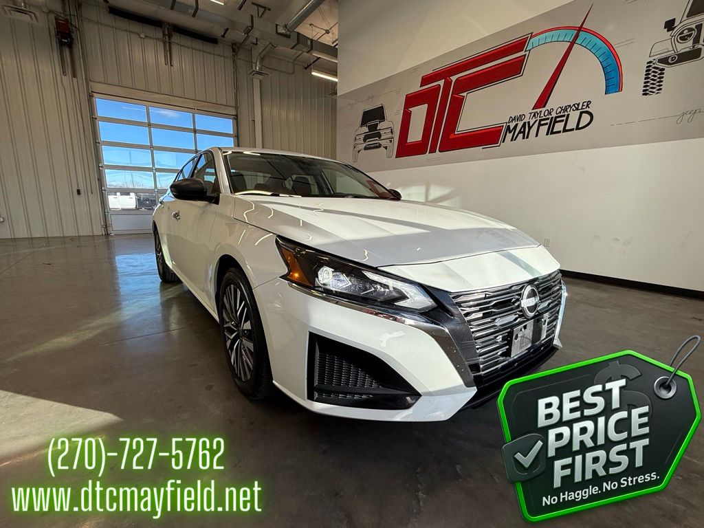 2025 Nissan Altima SV