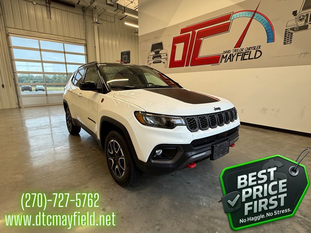 2025 Jeep Compass Trailhawk 4X4's photo