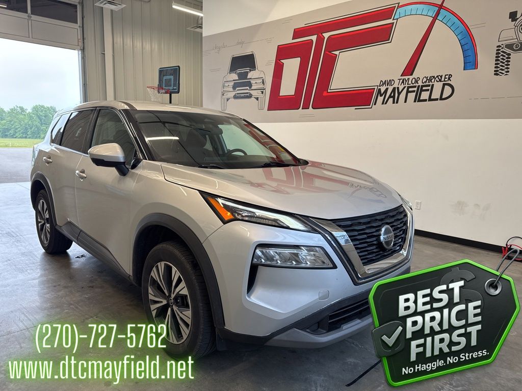 2021 Nissan Rogue SV FWD's photo