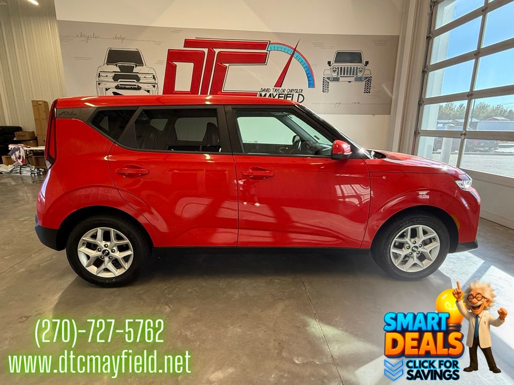 Used 2021 Kia Soul S with VIN KNDJ23AU3M7747140 for sale in Mayfield, KY