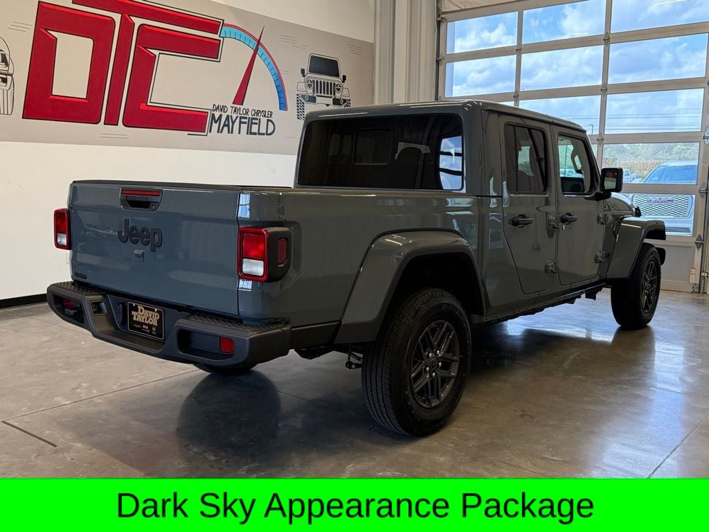 New 2025 Jeep Gladiator SPORT S 4X4 Pickup