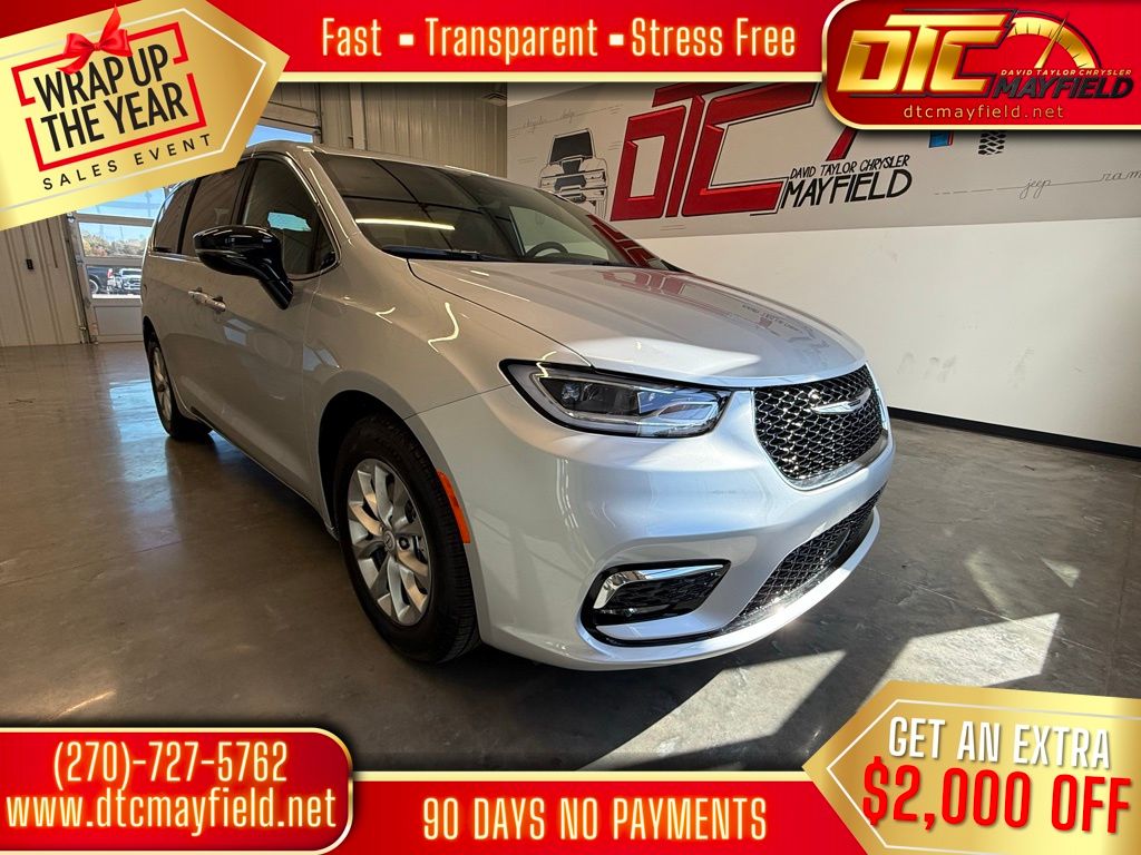 2026 Chrysler Pacifica Limited's photo