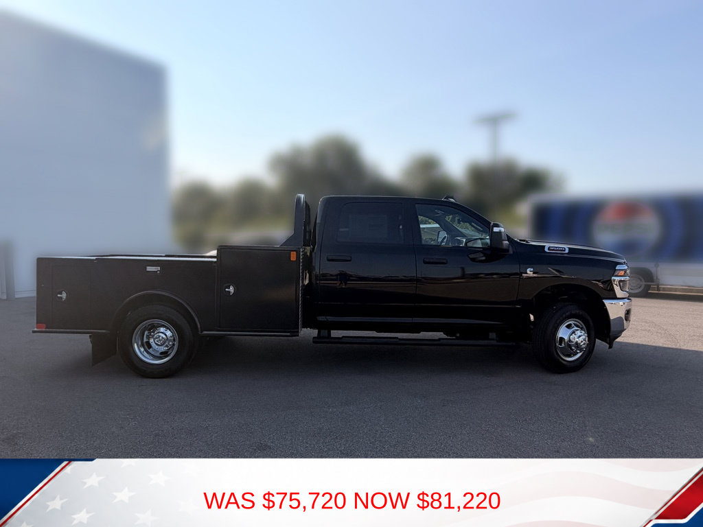 New 2026 Ram 3500 CREW CAB CHASSIS 4X4 Pickup