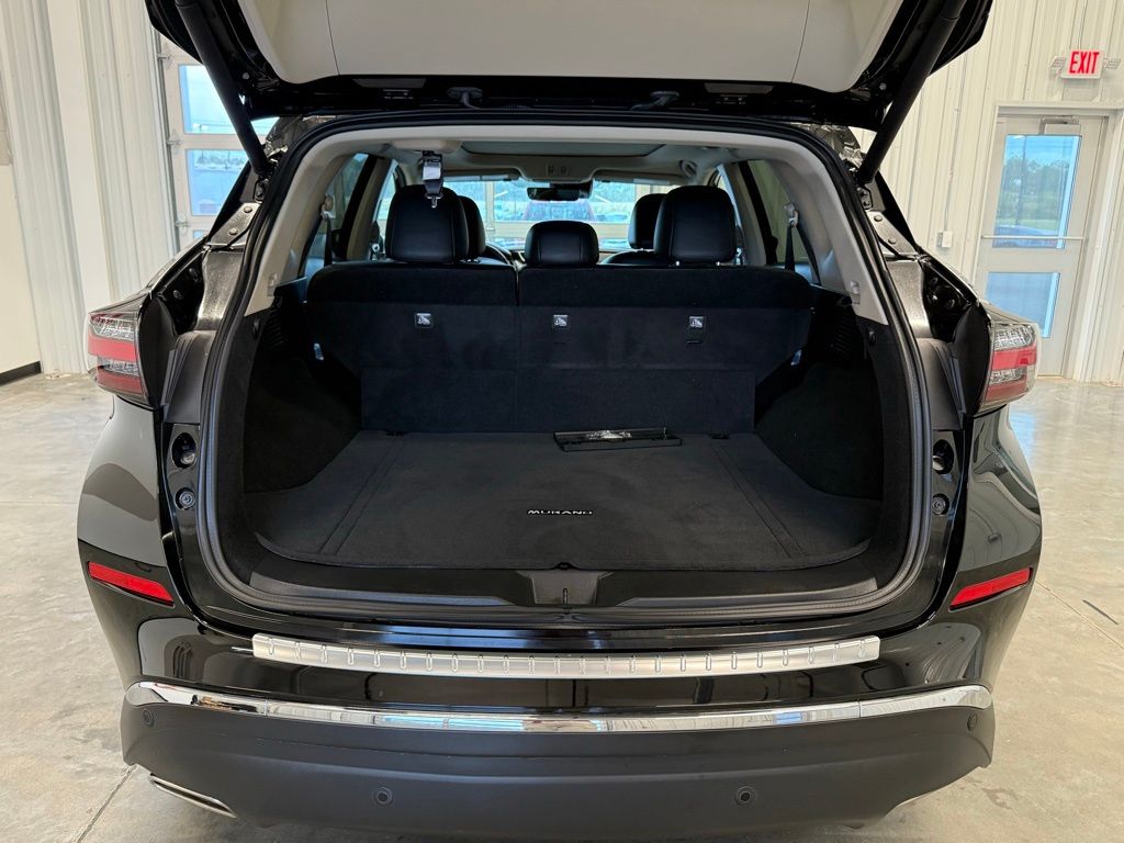 2024 Nissan Murano SL photo 3