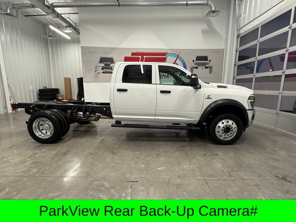 New 2026 Ram 5500 Chassis Cab TRADESMAN CREW 4X4 60' CA Pickup