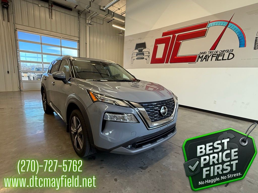 2021 Nissan Rogue SL's photo