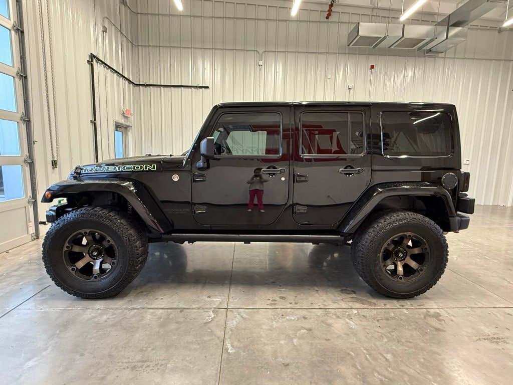 Used 2015 Jeep Wrangler Unlimited Rubicon SUV