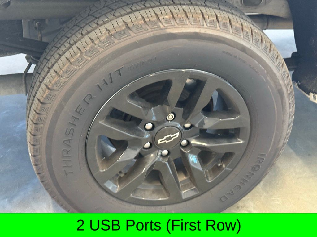 2020 Chevrolet Silverado 1500 RST photo 2