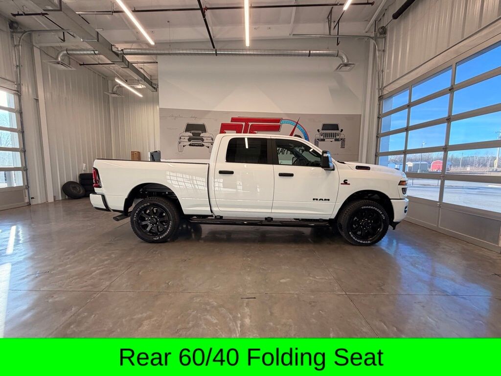 New 2026 Ram 2500 BIG HORN CREW CAB 4X4 6'4 BOX Pickup