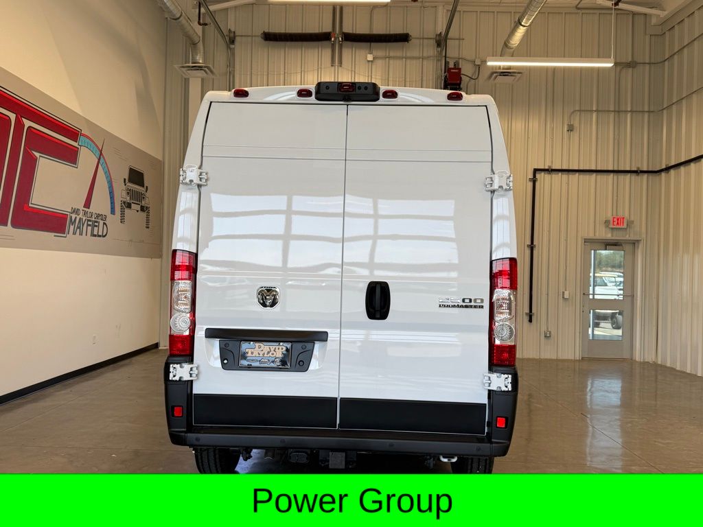2025 Ram ProMaster 2500 photo 3