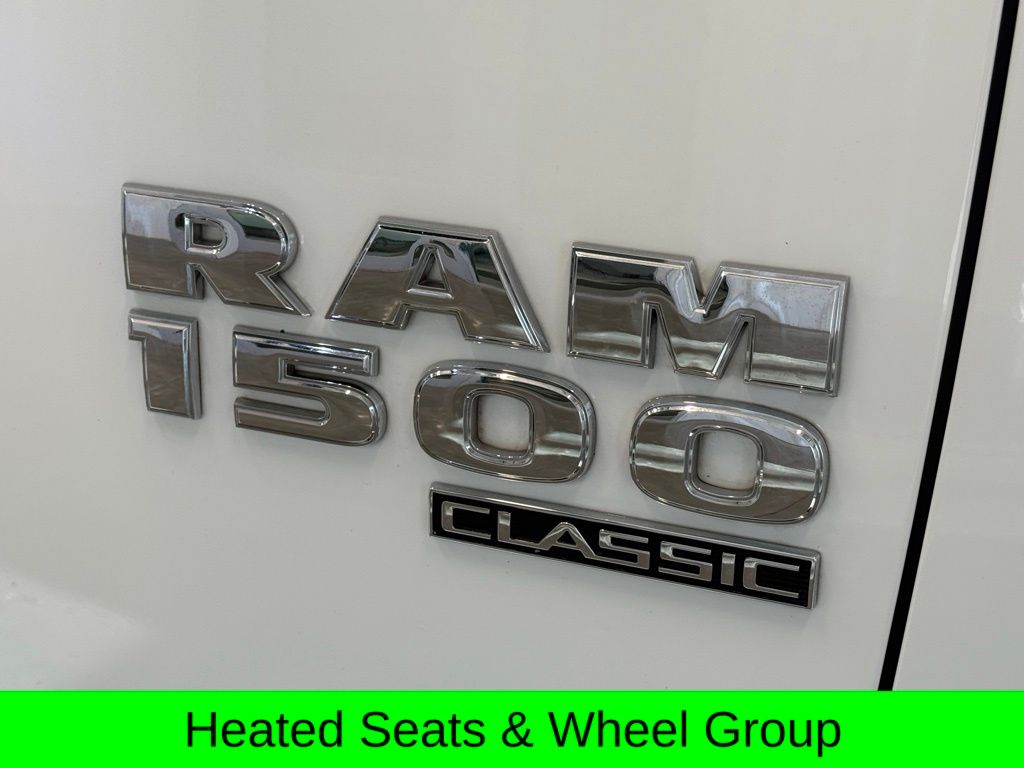 2020 Ram 1500 Classic SLT photo 3