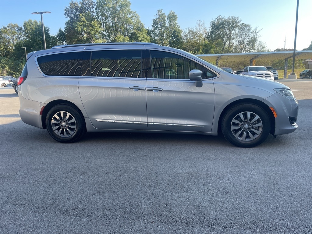 Used 2019 Chrysler Pacifica Touring L Plus with VIN 2C4RC1EG5KR594278 for sale in Mayfield, KY