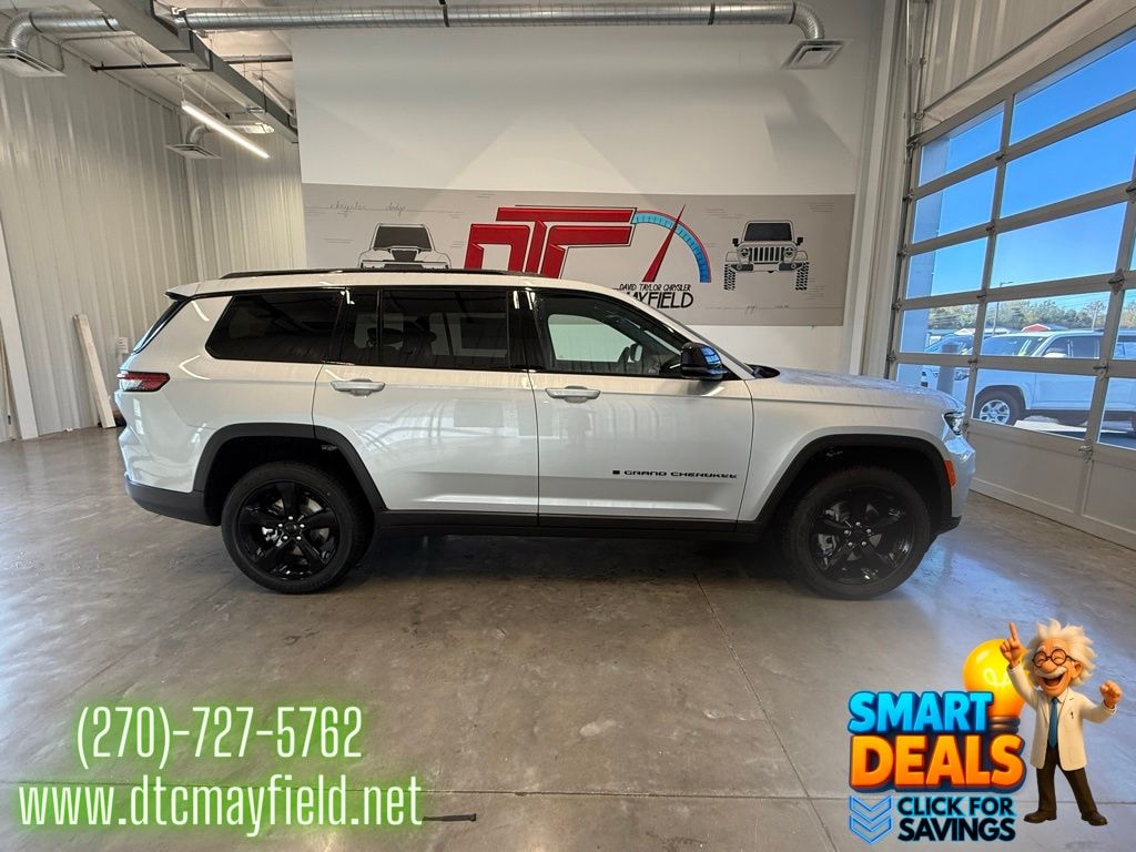 New 2025 Jeep Grand Cherokee L ALTITUDE X 4X4 Sport Utility