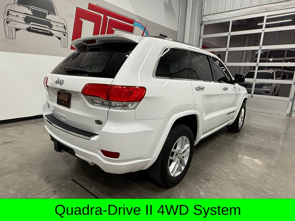 2017 Jeep Grand Cherokee Overland photo 3